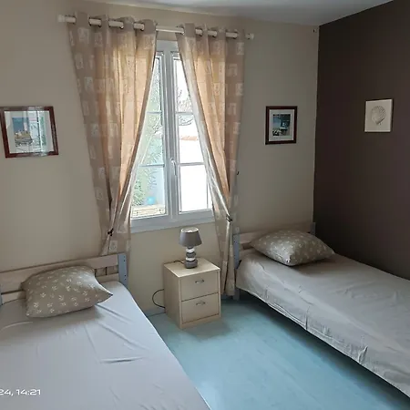 Maison Ile De Re Avec Piscine Chauffee Et Velos * Le Bois-Plage-en-Ré