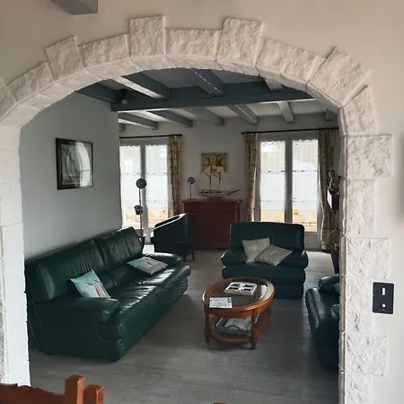 Maison Ile De Re Avec Piscine Chauffee Et Velos Holiday home